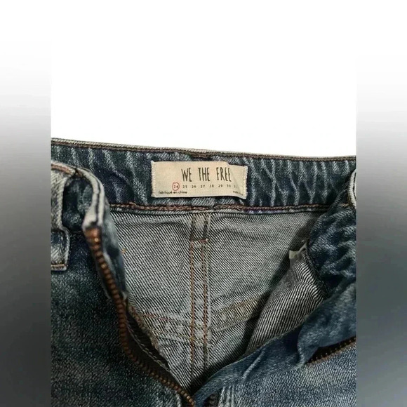 We The Free Women's Medium Wash Zip Up Denim Mini Skirt Size 24 - Picture 8 of 8